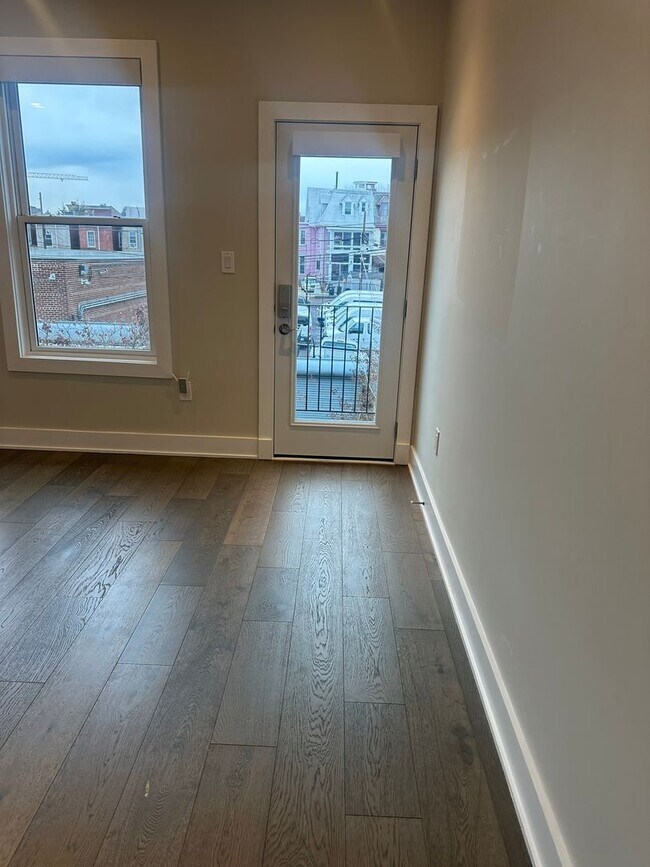 Building Photo - Modern 2 Bedroom, 2 Bathroom Penthouse with Parking in Historic LeDroit Park