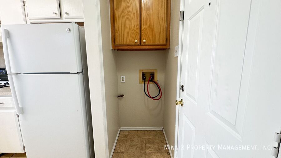 Building Photo - 2509 79th St