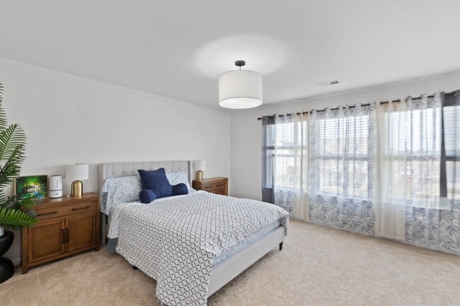 Building Photo - 833 Colmore Trl