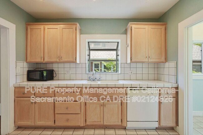 Building Photo - 2105 23rd St
