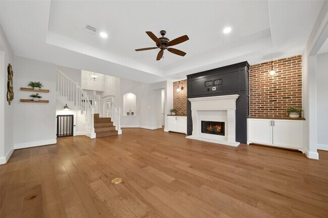 Building Photo - 20730 Windrose Bend Dr