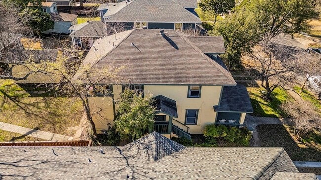 Building Photo - 210 S Rosemont Ave
