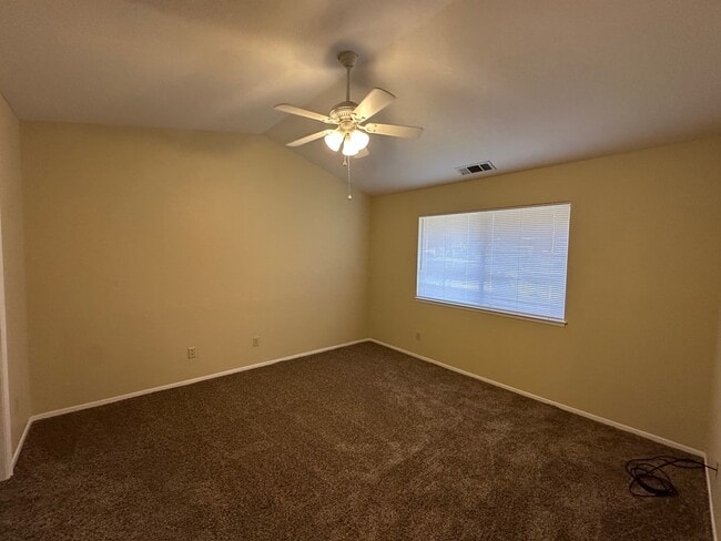 Building Photo - 48425 Victoria Ln