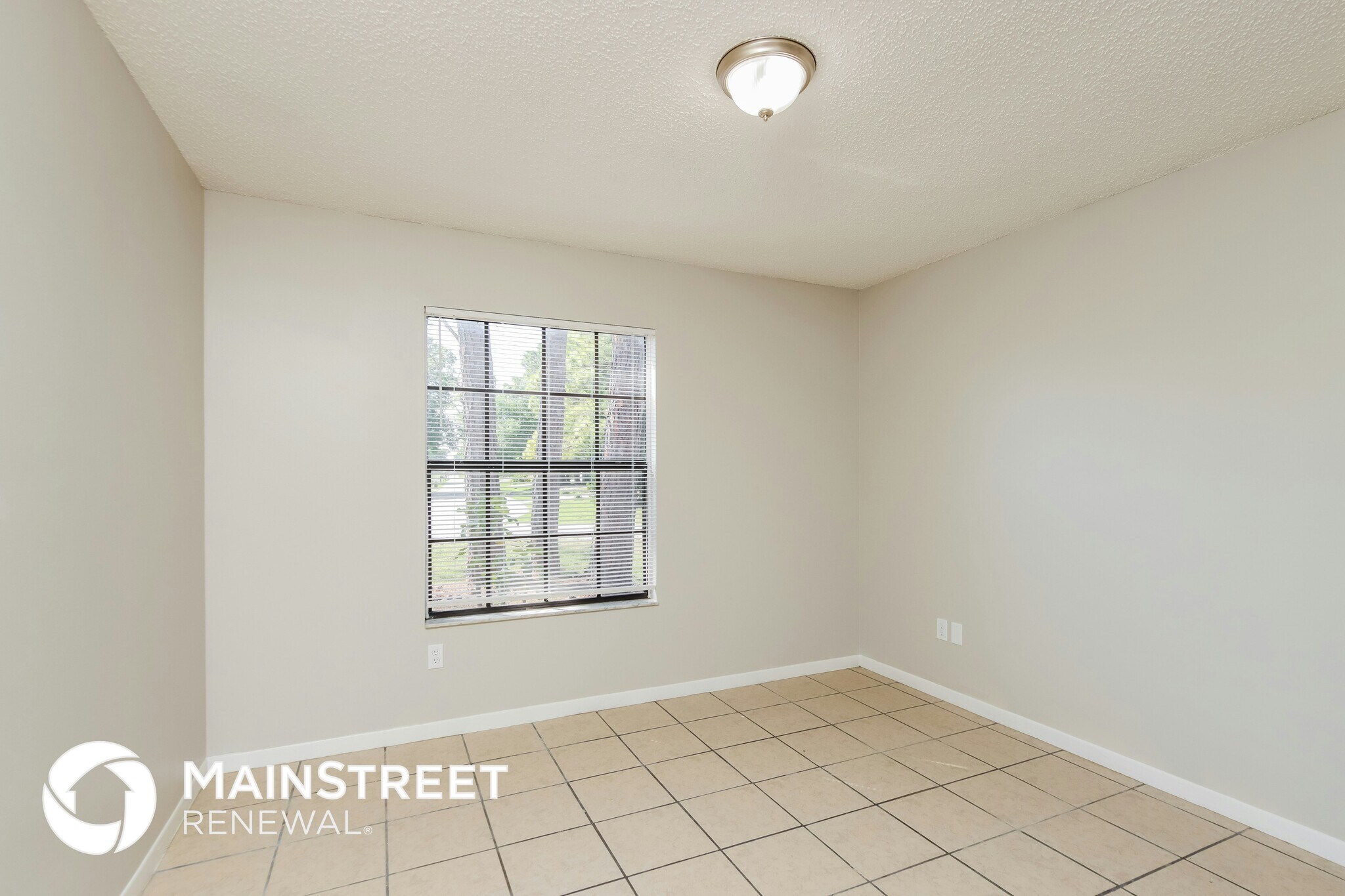 Building Photo - 1095 Heath Ave NW