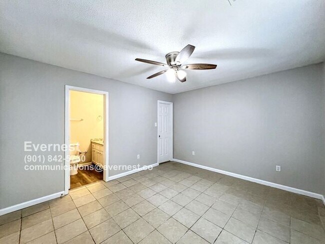 Building Photo - 7593 Lilly Dr
