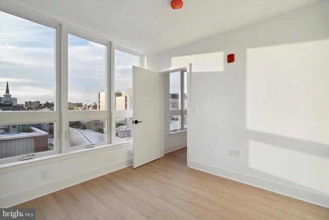 Building Photo - 1643 N 2nd St