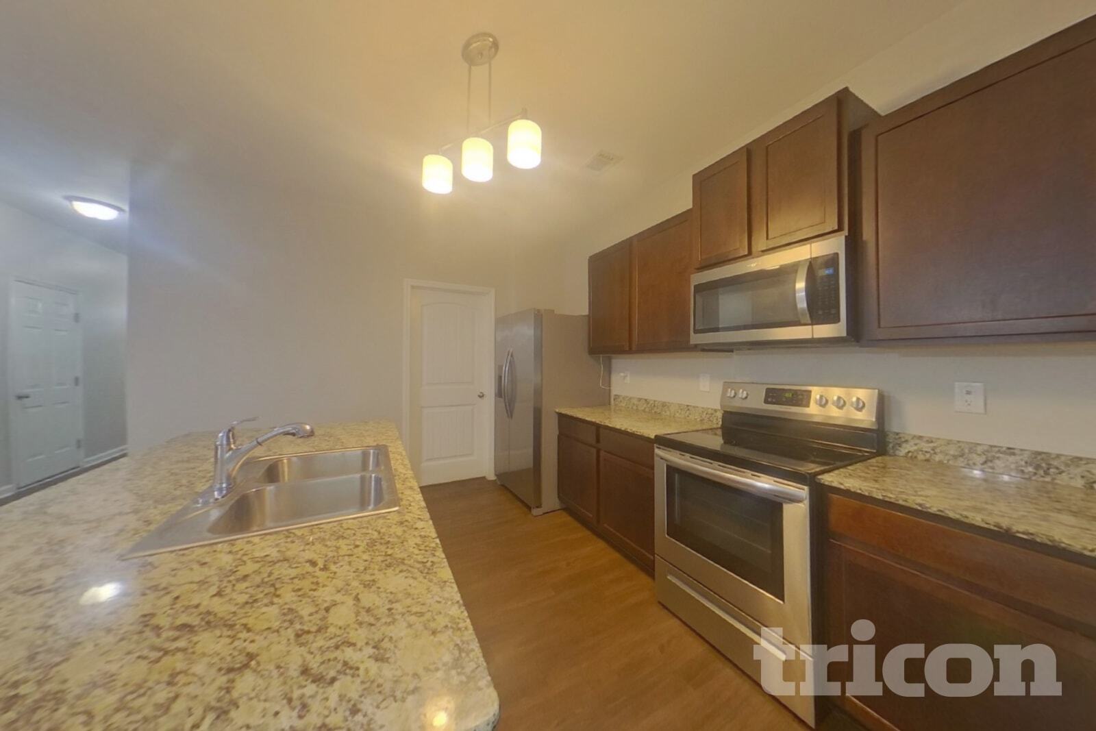 Building Photo - 1008 Eldon Ln