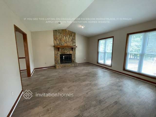 Building Photo - 9082 Green Pines Ct