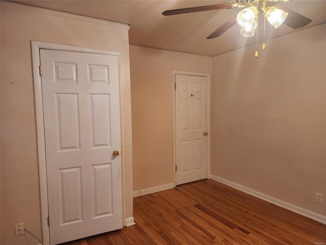 Building Photo - 606 Fairview Ave