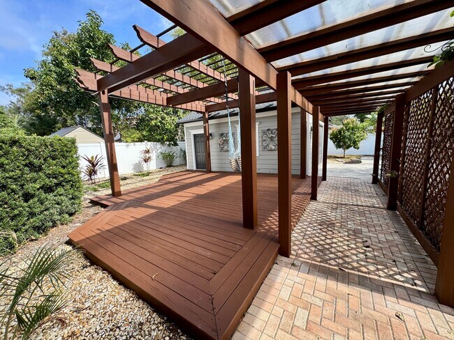 Building Photo - LUXURY RENTAL In Maitland - Winter Park Area 32751