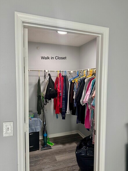 Building Photo - 13631 Eagle Ridge Dr