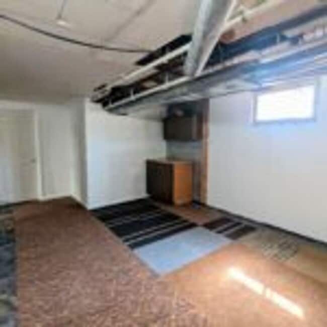 Building Photo - 1307 N 20th Ave E