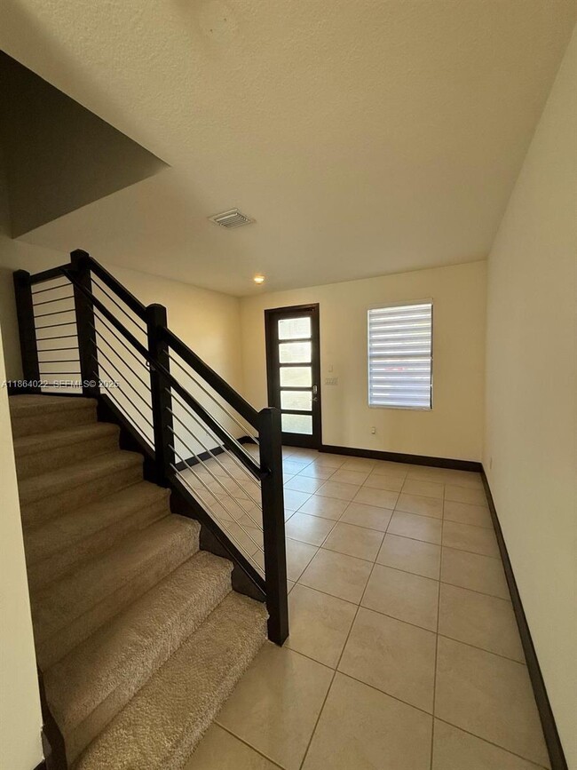 Building Photo - 15677 NW 91st Ct