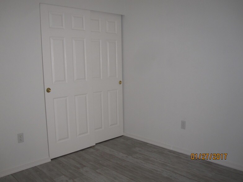 Building Photo - 103 Rockwell Ave