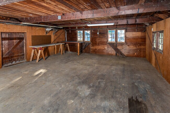 Building Photo - 81 Kingwood Stockton Rd