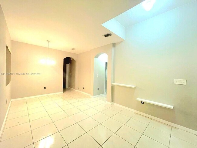 Building Photo - 12263 SW 214 Ln