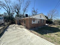 Building Photo - 1506 Walnut St