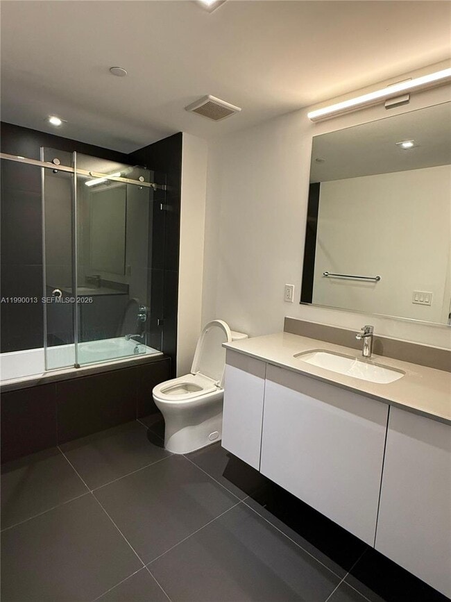 Building Photo - 1600 NE 1st Ave