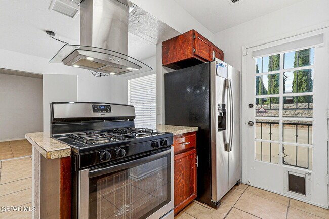 Building Photo - 11189 Ebb Tide Dr