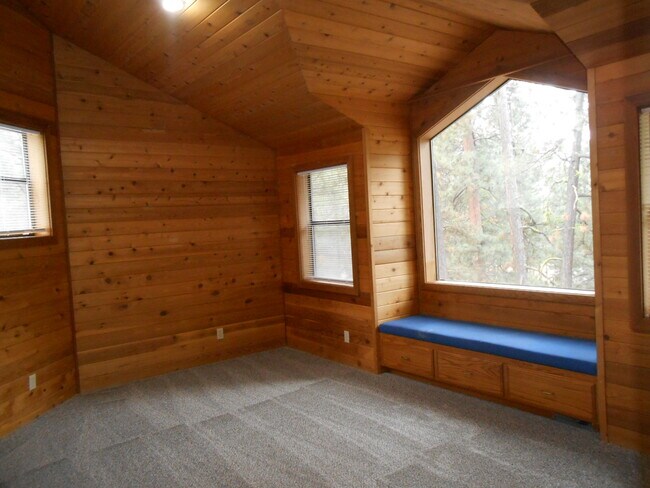 Building Photo - 13784 Partridge Foot