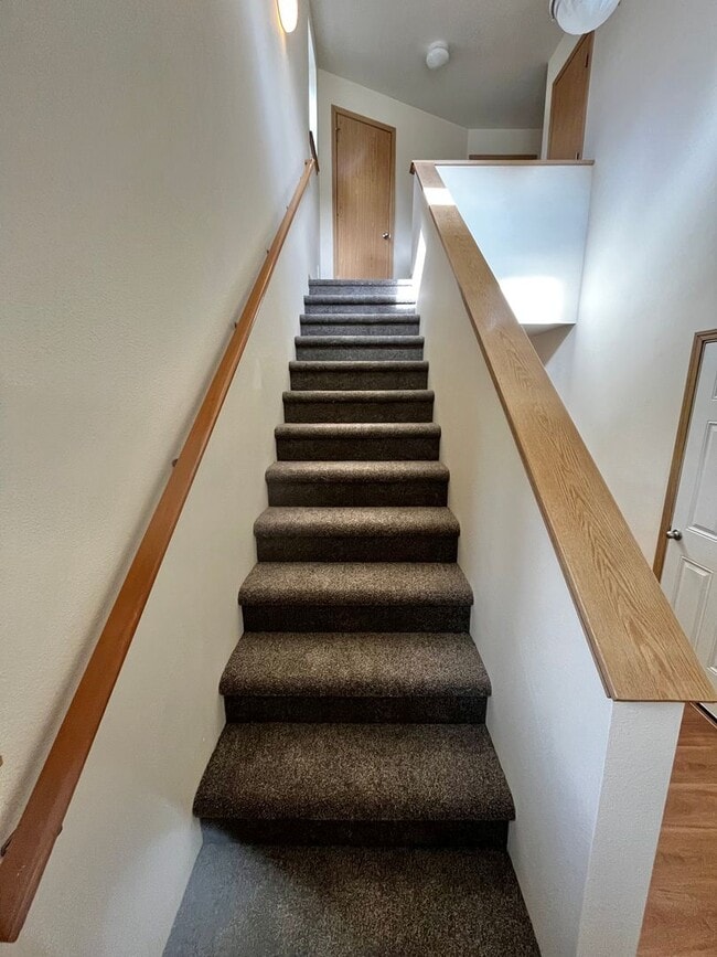 Building Photo - Green Certified 2 Bedroom Port Orchard Home!