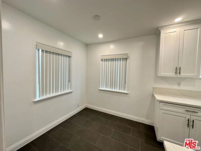 Building Photo - 6654 Aldea Ave