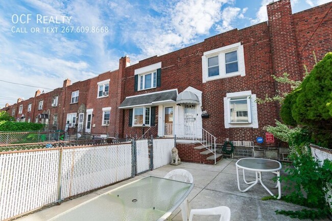 Building Photo - Three Bed Grays Ferry Home