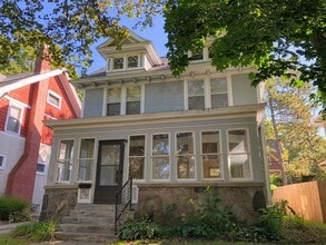 Building Photo - 338 Hampton Ave SE