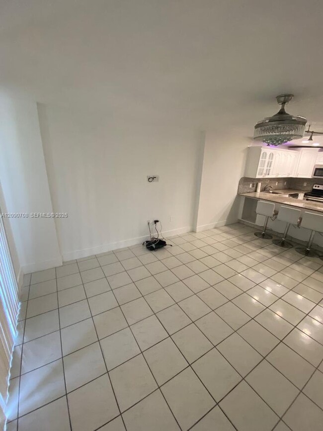 Building Photo - 401 Ocean Dr