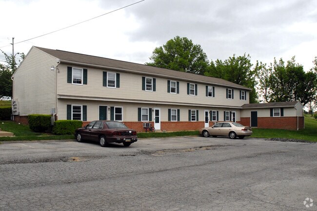 Plaza Apartments - 1350 Memory Lane Ext York PA 17402 | Apartment Finder