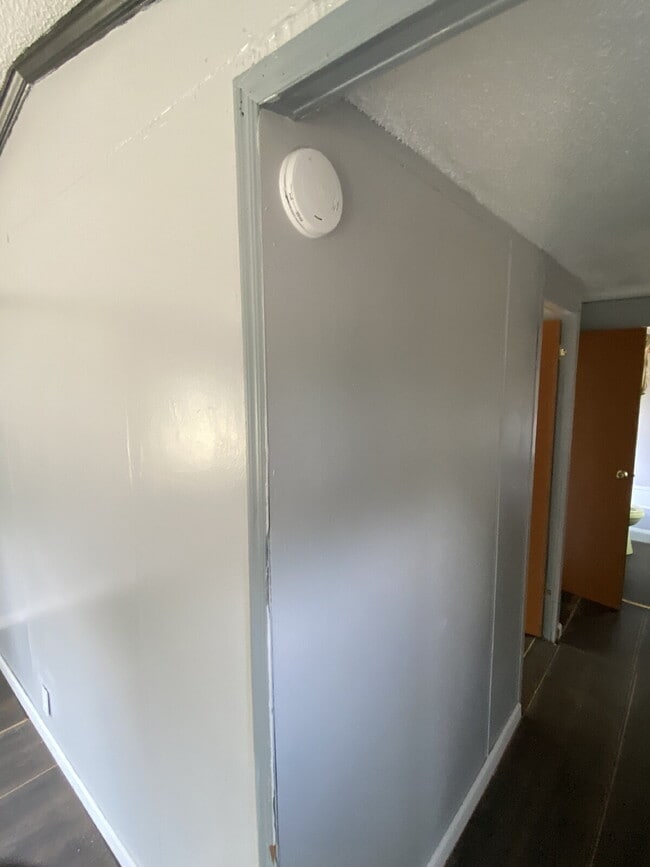 Building Photo - MOBILE HOME FOR RENT