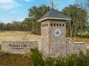 Building Photo - 12289 Sinclair Dr