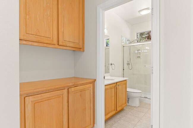 Building Photo - 3311 Montevideo Dr