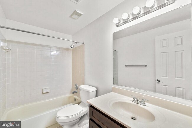 Building Photo - 16812 Winston Ln