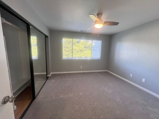 Building Photo - STUNNING 1BD/1BA CONDO IN FREMONT CA!!!!