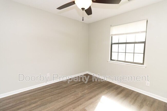 Building Photo - 1418 Baggett Rd