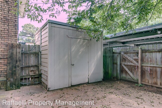 Building Photo - 2 br, 1.5 bath House - 6216 Gould Pl