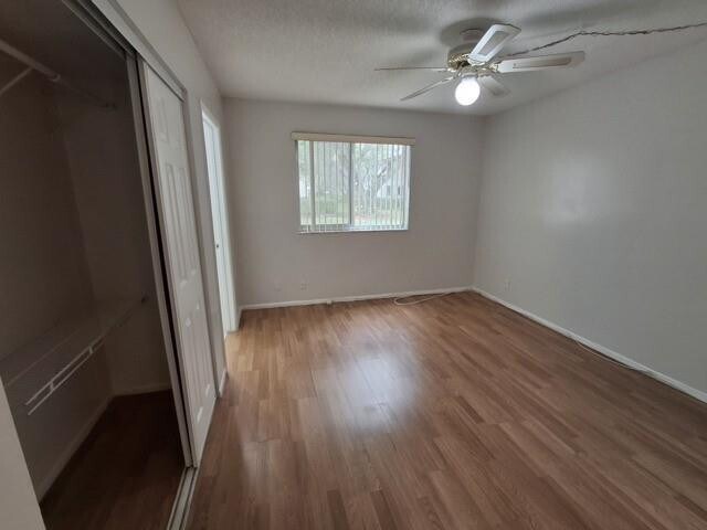 Building Photo - 714 Gardens Dr