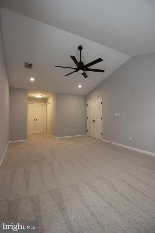 Building Photo - 14015 Wood Rock Way
