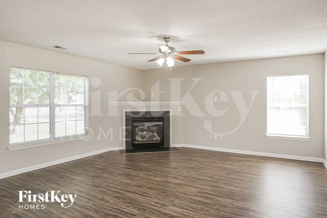 Building Photo - 1000 Golden Aspen Dr