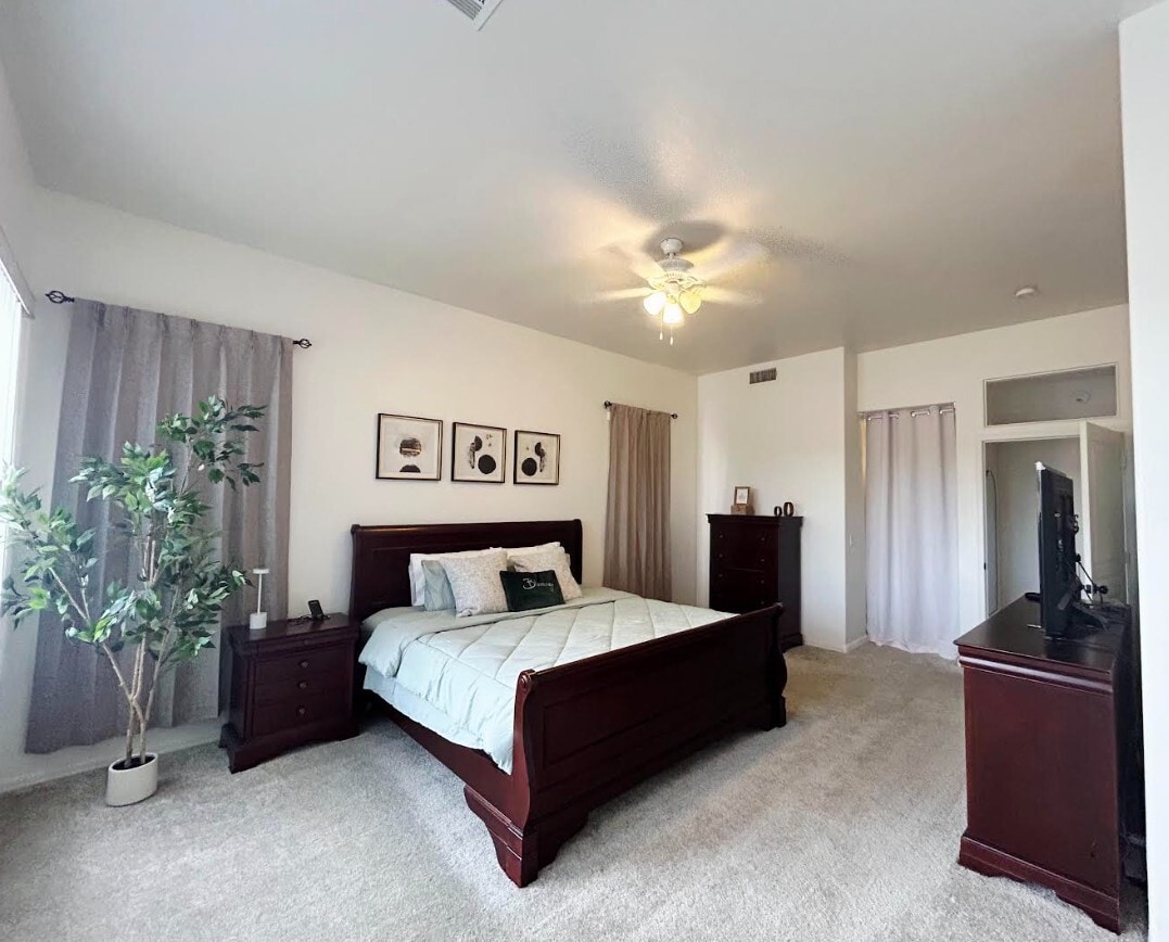 Building Photo - 719 S Longmore St