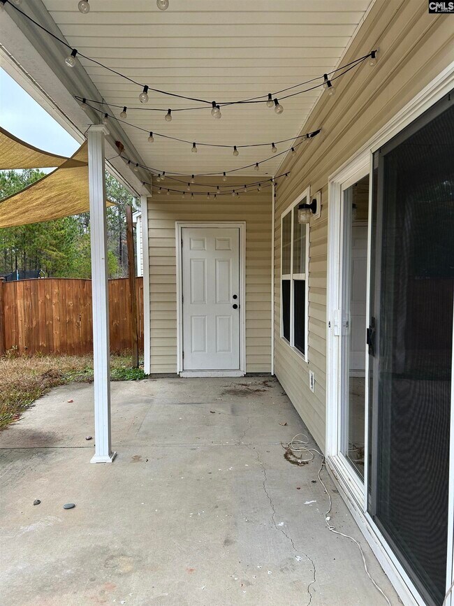 Building Photo - 454 Westmoreland Rd