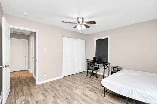 Building Photo - 3743 Odin Ct