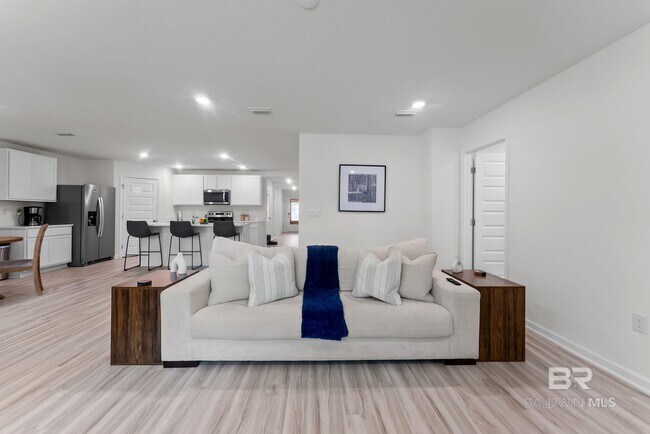 Building Photo - 15807 Laurelbrooke Lp