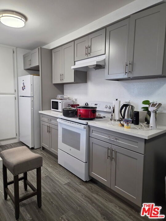 Building Photo - 8805 Berkshire Way