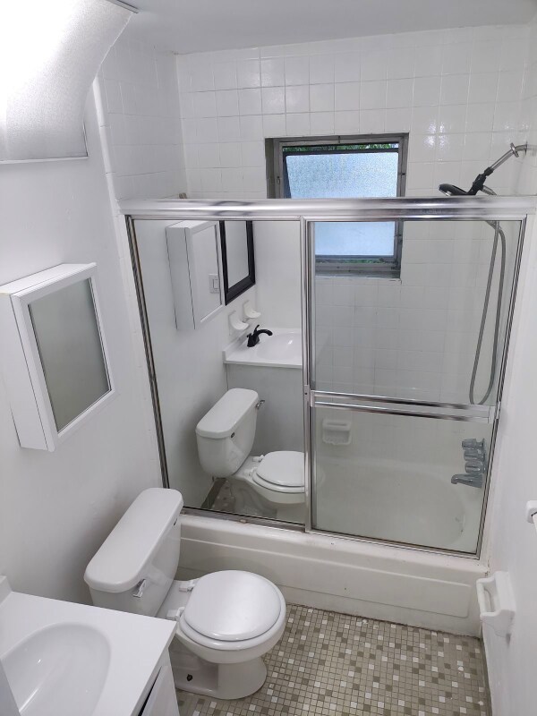 Building Photo - 4394 N Federal Hwy