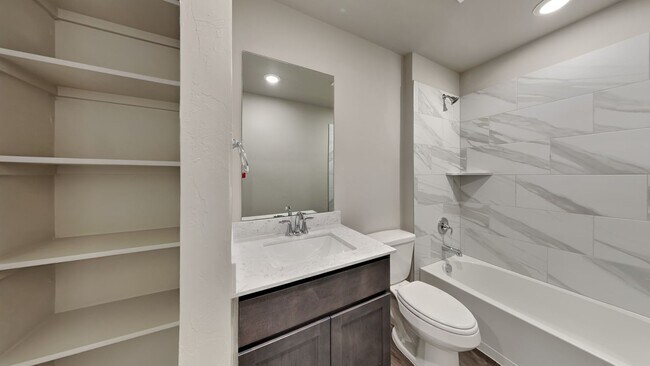 Building Photo - Very Nice 4 Bedroom 2 Bath Home in Piedmont Schools