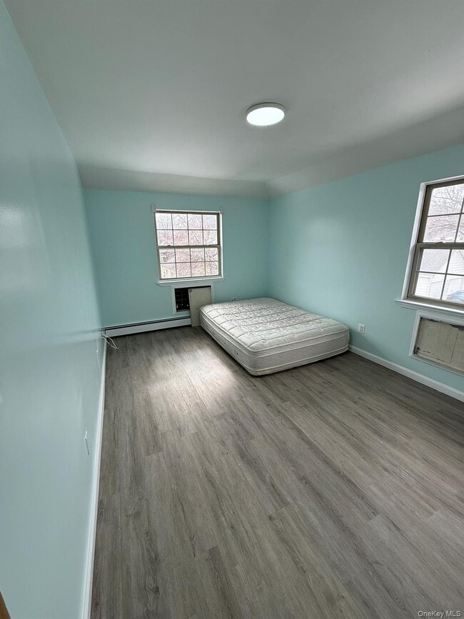 Building Photo - 176-34 133rd Ave