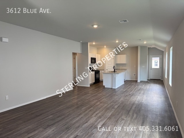 Building Photo - 3612 Blue Ave