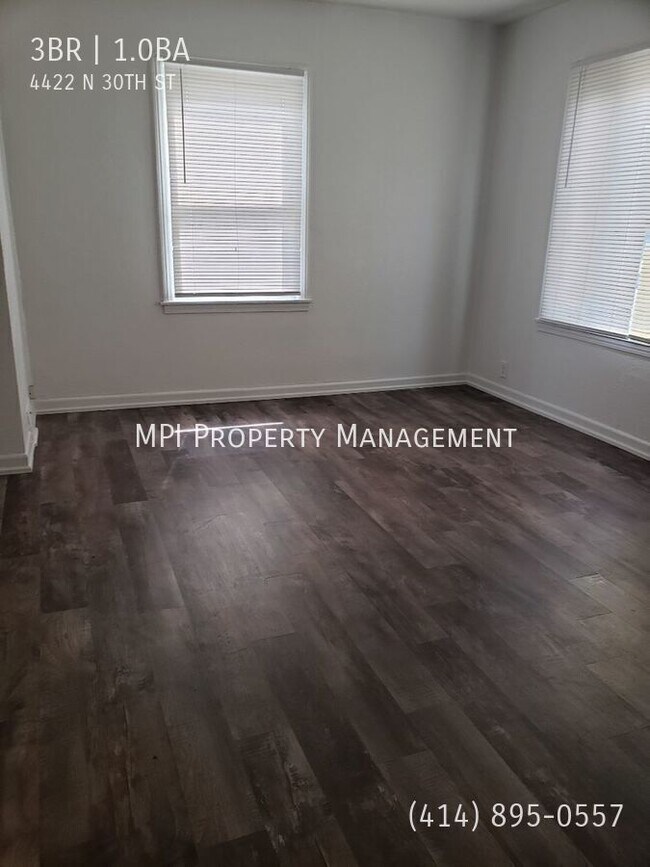 Building Photo - 4422 N 30th St